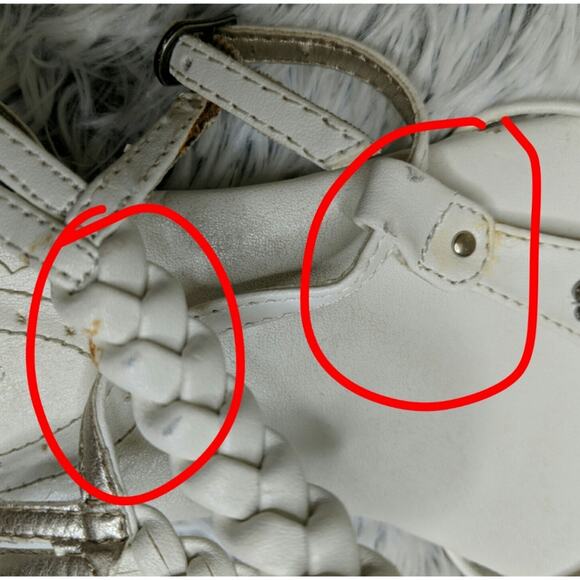 Breckelle's Embellished Sandals - Size 8 - EUC - Picture 7 of 8